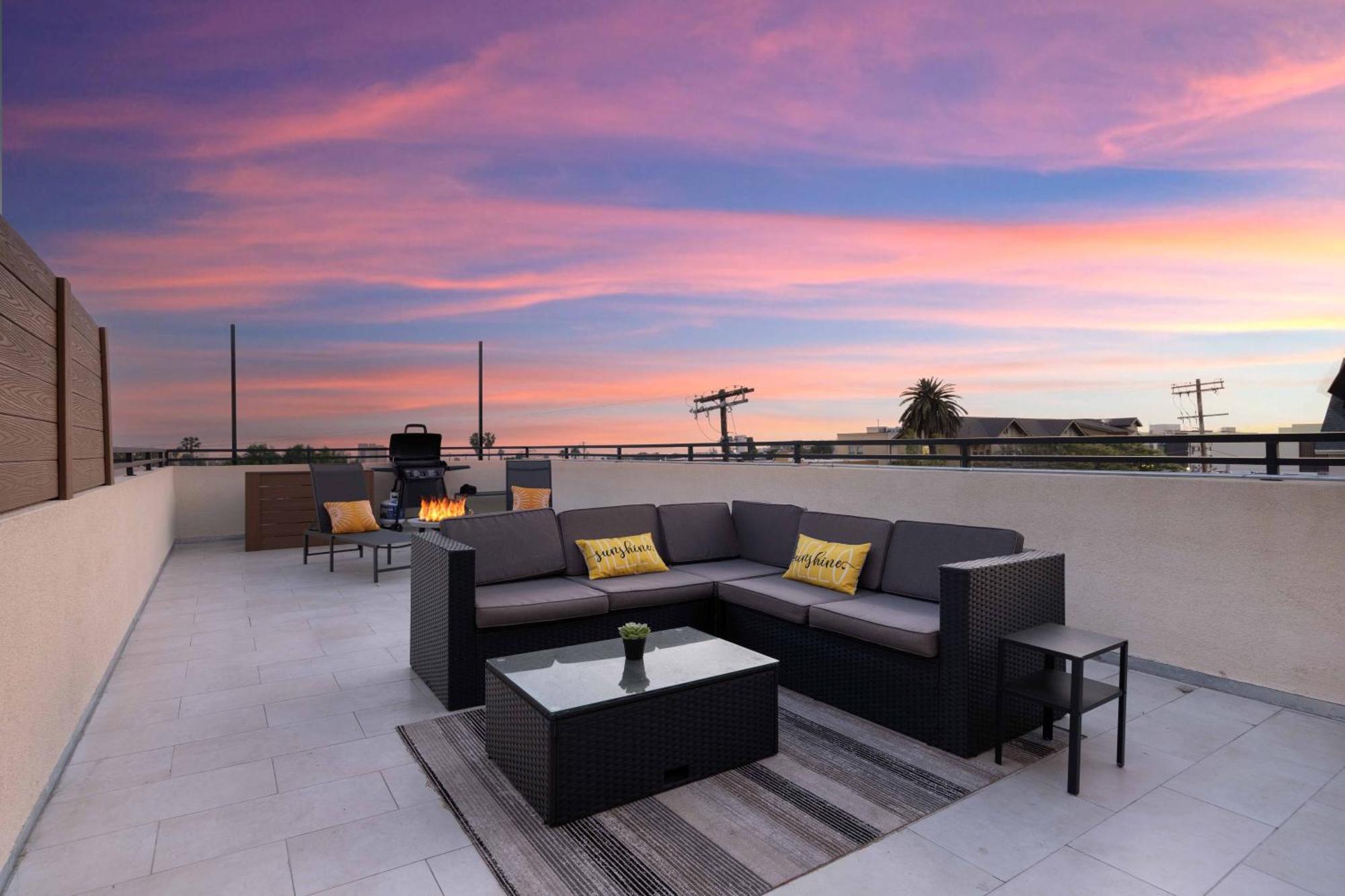 La Rooftop Paradise *